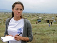 Angelina Jolie donated $100,000 to the UNCHR on World Refugee Day