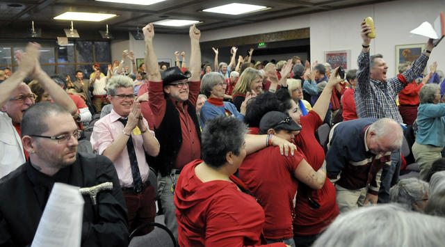 Same sex marriage Santa Fe New Mexico erupt in applause