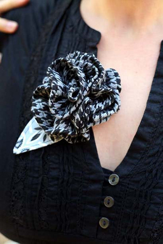 Femme Flagging Hanky Rosette