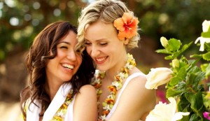 hawaii-lesbian-wedding