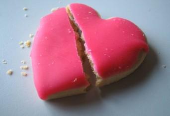 Heart cookie break up