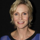 Jane Lynch on divorce: ‘It’s just money’ Jane Lynch