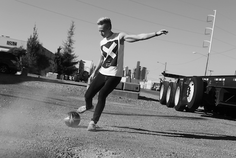 Joanna Lohman featuring TomboyX Essential Divided We Stall Tee. Photo by Shena Lee.