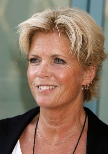 Actress and author Meredith Baxter co-chairs CLARE fundraiser