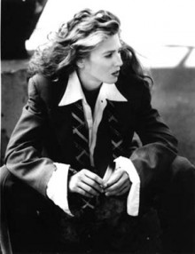 Sophie B Hawkins slow comeback effort